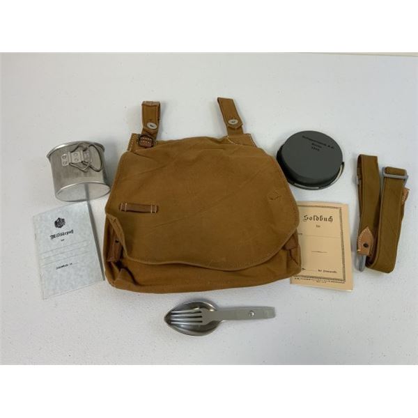 WWI GERMAN REENACTMENT BREAD BAG WITH CONTENTS