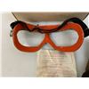 Image 3 : VINTAGE USSR SOVIET RUSSIAN MILITARY GOGGLES 1961