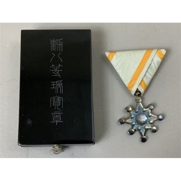 WWII JAPANESE ORDER OF SACRED TREASURE 6th CLASS WITH BOX