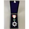 Image 3 : WWII JAPANESE ORDER OF RISING SUN 6th CLASS MEDAL WITH BOX