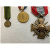 Image 7 : ANTIQUE FRENCH WWI / WWII MEDALS