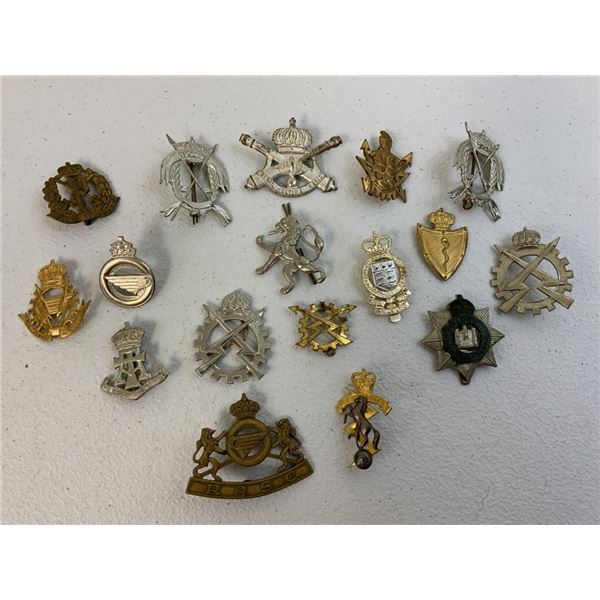 UK BRITISH COMMONWEALTH LARGE LOT OF MILITARY BADGES