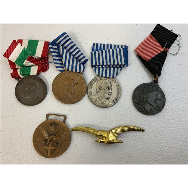 WWI / WWII ITALIAN MILITARY MEDALS LOT