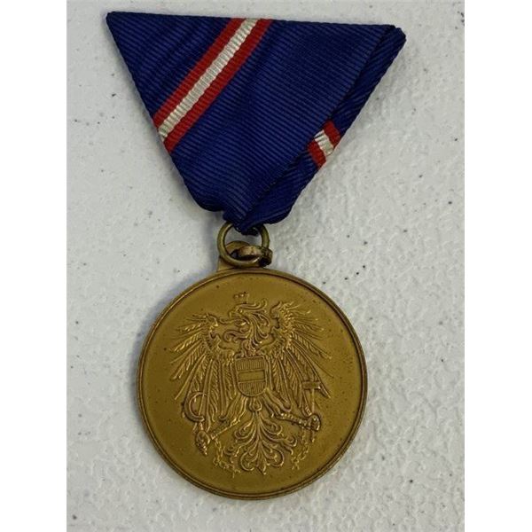 AUSTRIA REPUBLIC ALWAYS READY MEDAL