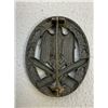 Image 2 : WWII GERMAN GENERAL ASSAULT BADGE
