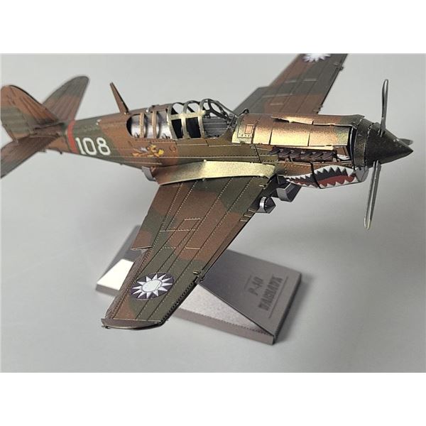 WWII P40 WARHAWK PLANE ALL METAL MODEL