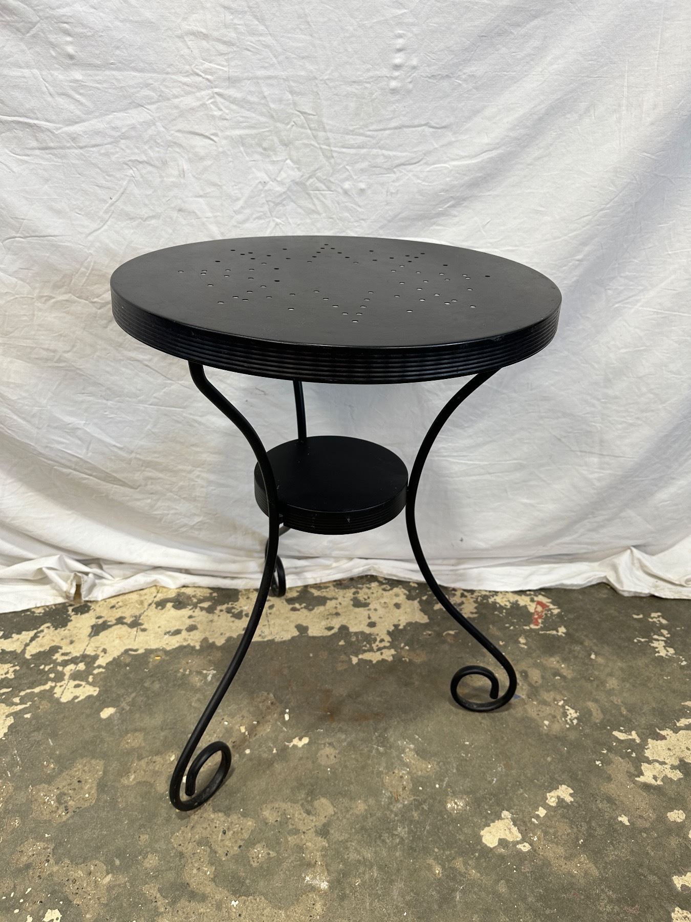 Small metal table - Sunrise Estate Services Ltd