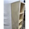 Image 2 : Bookcase