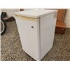 Image 2 : Igloo Bar Fridge