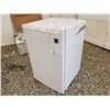 Image 2 : RCA Bar Fridge