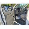 Image 52 : 0A --  2005 FORD ECONOLINE E350 SUPER DUTY CUBE VAN, White, 334901 KM