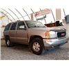 Image 8 : A9 --  2000 GMC YUKON 4X4, Grey, 397902 KM  "NO RESERVE"
