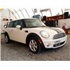 Image 8 : C3 --  2008 MINI COOPER , White, 192841 KM