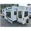 Image 13 : 0F --  2009 Jazz By Thor 5th Wheel, White, From The Hitch To The Bumper Is  27.5' Apx