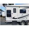 Image 45 : 0F --  2009 Jazz By Thor 5th Wheel, White, From The Hitch To The Bumper Is  27.5' Apx