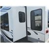 Image 49 : 0F --  2009 Jazz By Thor 5th Wheel, White, From The Hitch To The Bumper Is  27.5' Apx