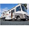 Image 13 : 0D --  2007 Pursuit Motorhome By Georgie Boy, White, 16,643 Miles  KMS