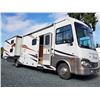 Image 14 : 0D --  2007 Pursuit Motorhome By Georgie Boy, White, 16,643 Miles  KMS