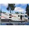 Image 19 : 0D --  2007 Pursuit Motorhome By Georgie Boy, White, 16,643 Miles  KMS