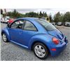 Image 39 : A12C --  1998 VOLKSWAGEN NEW BEETLE, Blue, 256,845 TMU