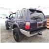 Image 38 : C6 --  1997 TOYOTA 4RUNNER SR5 4X4, Blue, 478168 KM