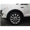 Image 39 : C6C --  2017 FORD ESCAPE TITANIUM INTELLIGENT 4WD, White, 101730 KM