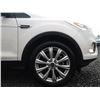 Image 46 : C6C --  2017 FORD ESCAPE TITANIUM INTELLIGENT 4WD, White, 101730 KM