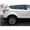 Image 49 : C6C --  2017 FORD ESCAPE TITANIUM INTELLIGENT 4WD, White, 101730 KM