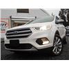 Image 4 : C6C --  2017 FORD ESCAPE TITANIUM INTELLIGENT 4WD, White, 101730 KM