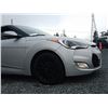 Image 35 : B6 --  2012 HYUNDAI VELOSTER, Grey, 109763 MILES