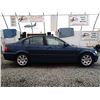 Image 10 : C2 --  2004 BMW 325 I , Blue, 166218 KM