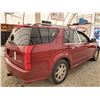 Image 28 : A10 --  2005 CADILLAC SRX AWD, Red, 288439 KM  KMS
