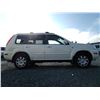 Image 10 : A11 --  2006 NISSAN X-TRAIL XE AWD, White, 273953 KM  "NO RESERVE"