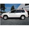 Image 22 : A11 --  2006 NISSAN X-TRAIL XE AWD, White, 273953 KM  "NO RESERVE"