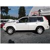 Image 23 : A11 --  2006 NISSAN X-TRAIL XE AWD, White, 273953 KM  "NO RESERVE"