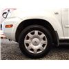Image 32 : A11 --  2006 NISSAN X-TRAIL XE AWD, White, 273953 KM  "NO RESERVE"