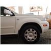 Image 38 : A11 --  2006 NISSAN X-TRAIL XE AWD, White, 273953 KM  "NO RESERVE"
