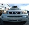 Image 4 : A11 --  2006 NISSAN X-TRAIL XE AWD, White, 273953 KM  "NO RESERVE"