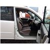 Image 60 : A11 --  2006 NISSAN X-TRAIL XE AWD, White, 273953 KM  "NO RESERVE"