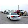 Image 2 : 2000 Ford Crown Victoria