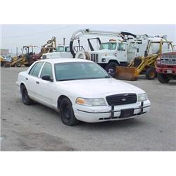 2000 Ford Crown Victoria