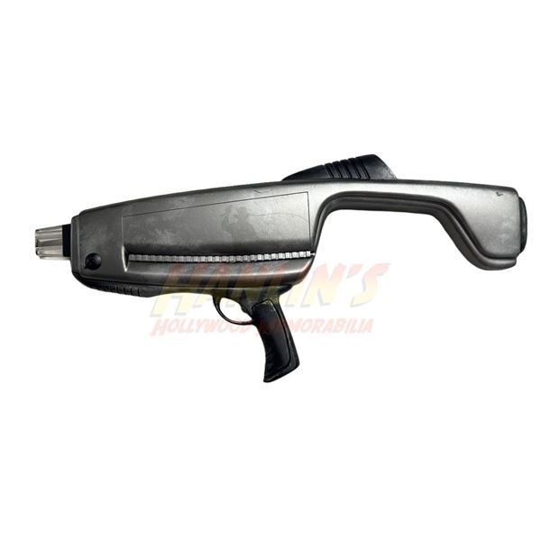 The Outer Limits (1995-2002) - Futuristic Blaster Weapon "The Grell"