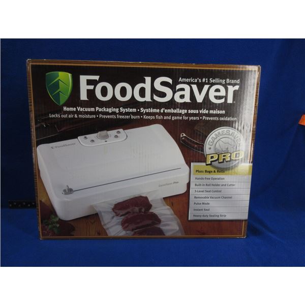 NEW - FoodSaver Home Vacuum Packaging System