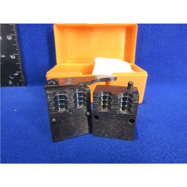 Lyman 38/357 Cal. # 35863 2 Cavity Bullet Mold
