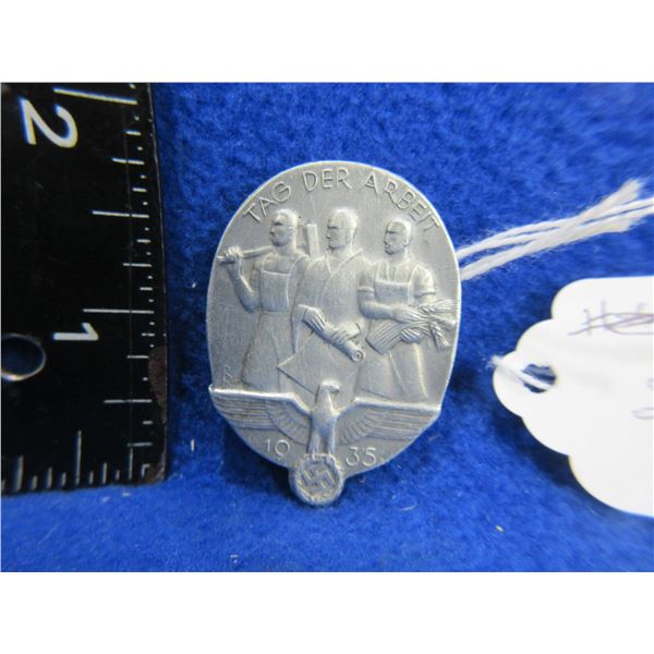 Tag der Arbeil 1935 Workers Day Badge - pin rusted away