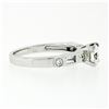 Image 5 : Vintage 18k White Gold 1.27 ctw Round & Baguette Diamond Solitaire Engagement Ri
