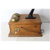 Image 5 : Wall Mounted Telephone (13x9x6) - Adjustable Speaker, Side Crank