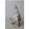 Image 2 : Lladro Ceramic Peasant Girl Figurine
