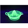 Image 5 : Uranium Glass Juicer