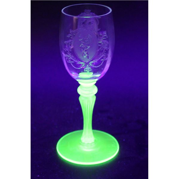 (5) Tiffin-Franciscan "Psyche Green" Uranium Glass Stemmed Ice Wine/Digestif Glasses